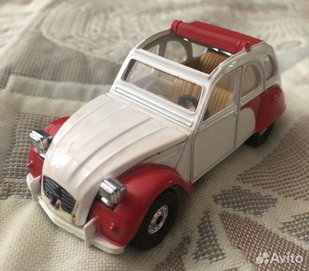 Citroen 2CV6 corgi made in Great Britain