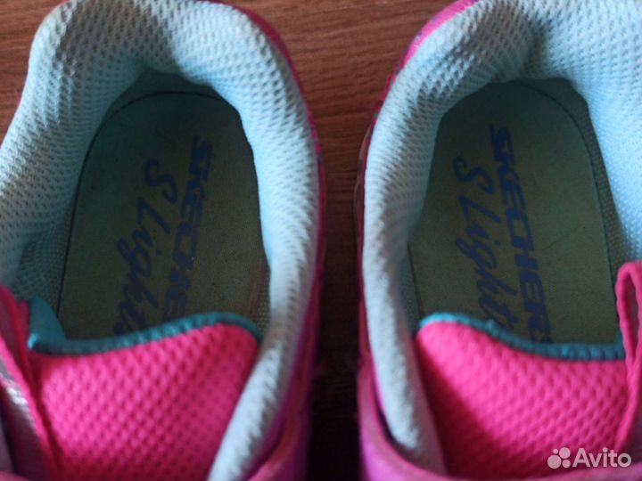 Кроссовки Skechers
