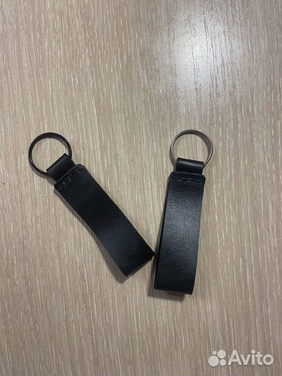 Брелок для ключей из натуральной кожи