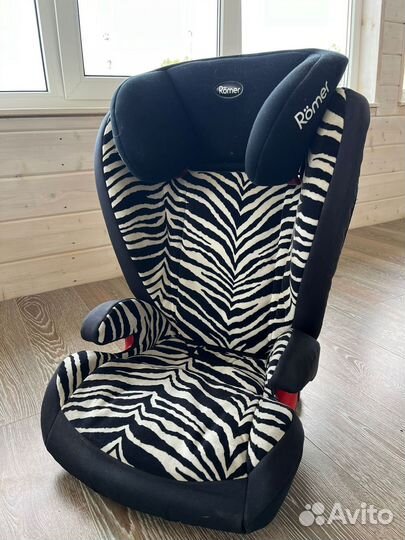 Автокресло romer britax kidfix SMART zebra 15-36 k