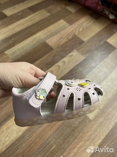 Сандалии для девочки 23 размер