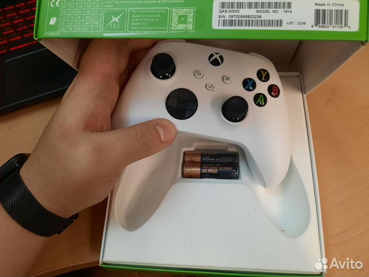 Геймпад Microsoft для Xbox Series S X One