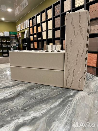 Кирпич облицовочный серый завода Старый Оскол