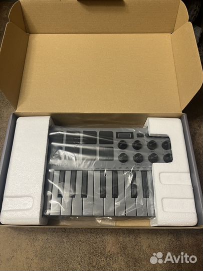 Akai MPK Mini MK3 Grey