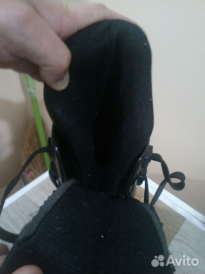 Коньки хоккейные