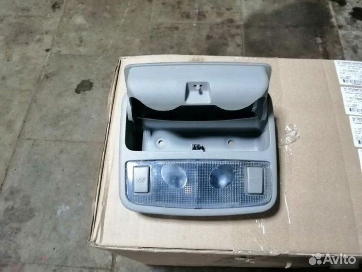 Плафон салонный Kia Spectra