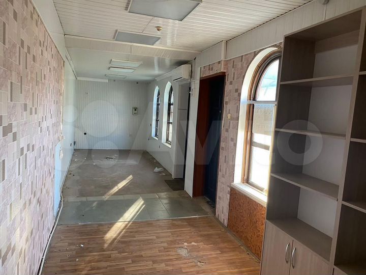 Торговая площадь, 14 м²