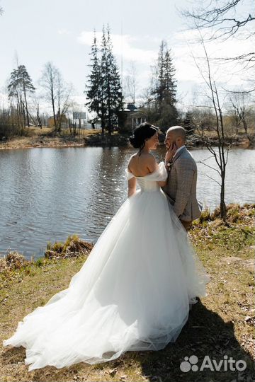 Свадебное платье 44