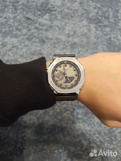 Часы Casio G-Shock GM-2100