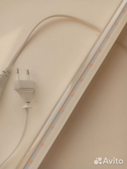 Лампа для цветов