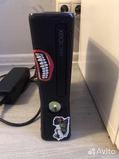 Xbox 360 slim 250gb прошитый