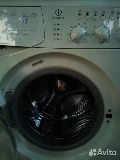 Стиральная машина indesit