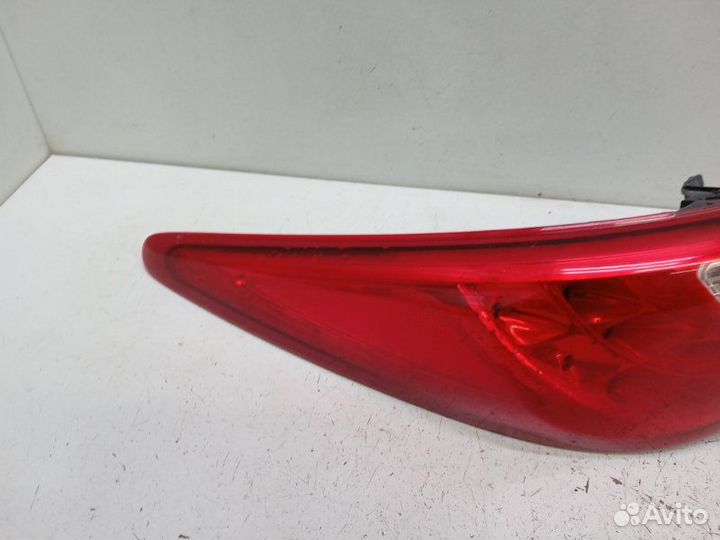 Б/У Б/У разбит, наружный, до 2016 года