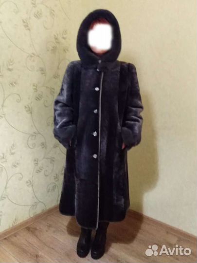 Шуба мутоновая с капюшоном
