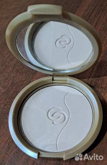 Пудра компактная Орифлейм