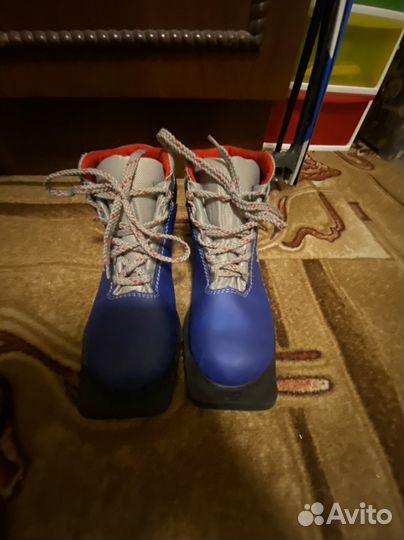 Лыжные ботинки 35