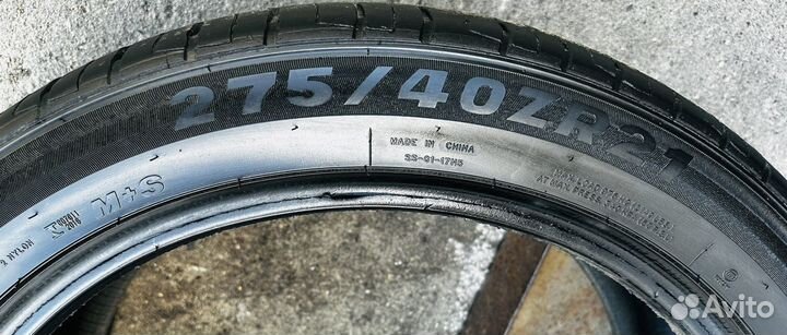 Tracmax X-Privilo RS01+ 275/40 R21