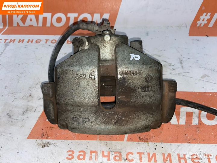 Суппорт тормозной передний правый Volkswagen Golf