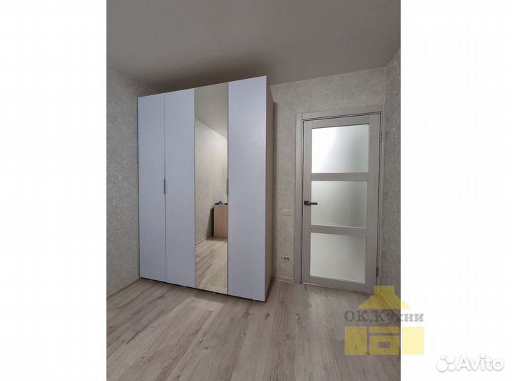 Шкаф двухстворчатый