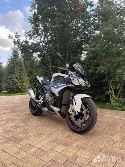 BMW S1000R