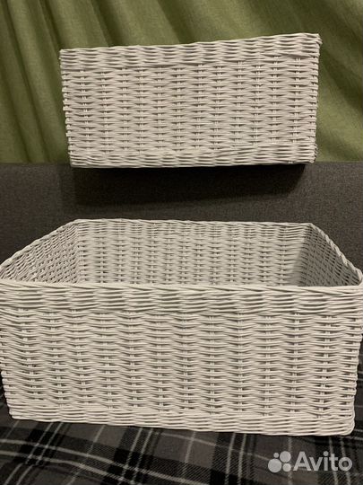Корзина плетеная из бумажной лозы