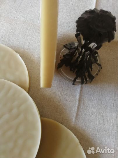 Воск пчелиный осветленный