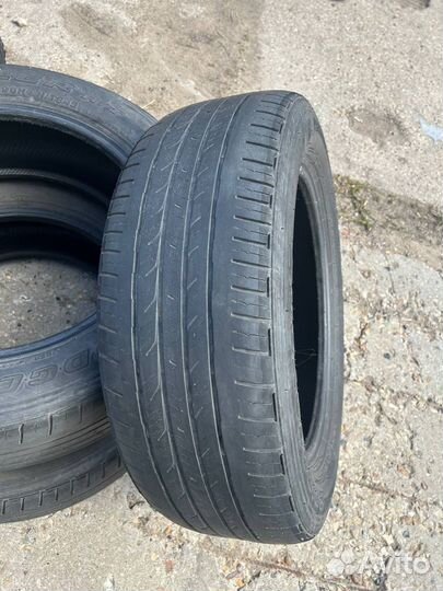 Bridgestone Dueler H/T 843 215/60 R17