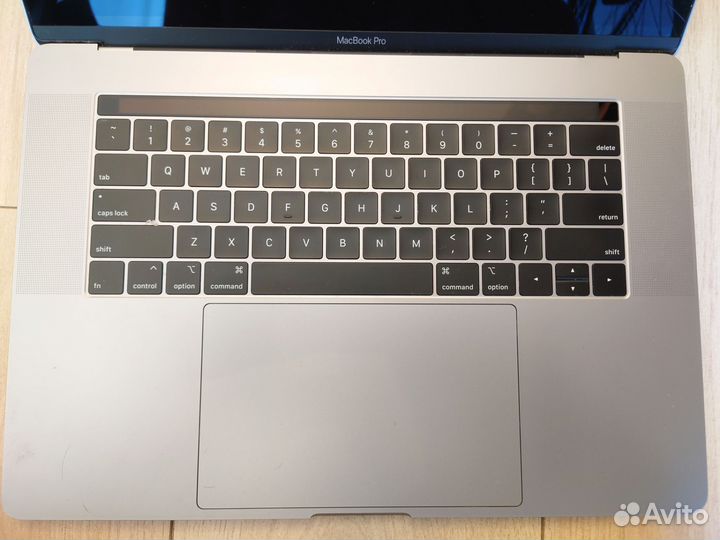 Apple MacBook Pro 15 2019 16/256 Touch Bar