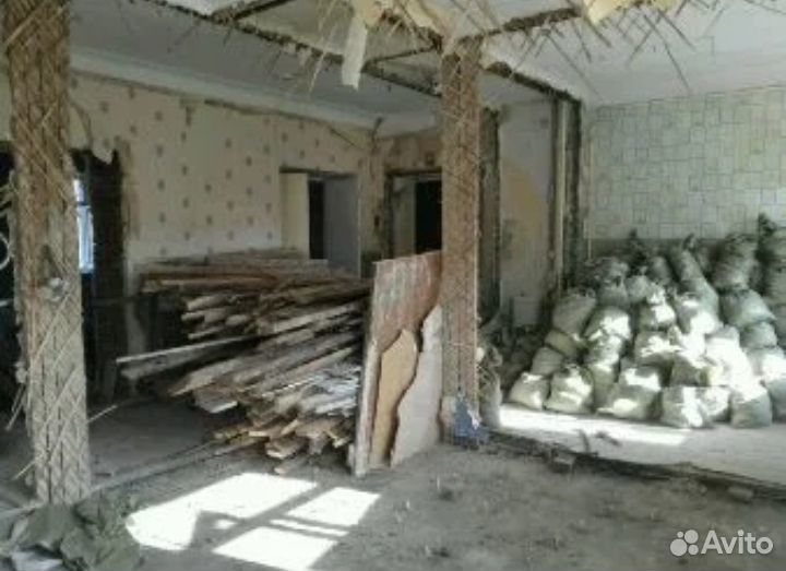 Демонтаж стен и перегородок ок