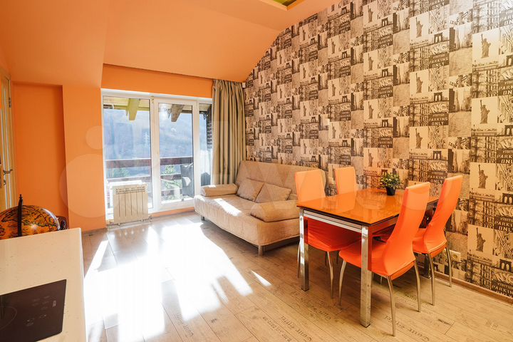 2-к. квартира, 50 м², 4/4 эт.