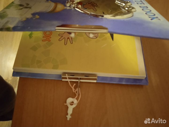 Блокнот с замочком