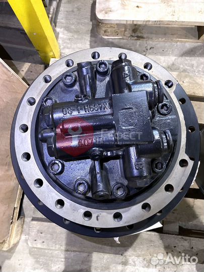 Бортовой редуктор Hitachi ZX210-AMS 9233688