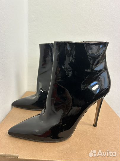 Ботильоны лаковые 38-39