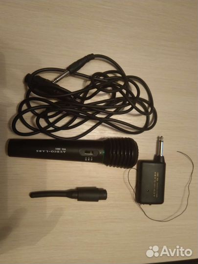 Микрофон для караоке беспроводной