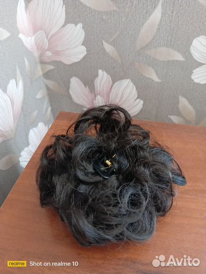 Шиньон пучок на заколке краб