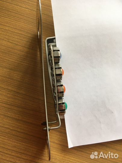 Открывашка для бутылок и крышечки цветные