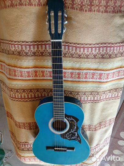 Гитара электроакустическая
