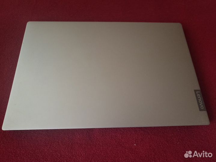 Ноутбук Lenovo
