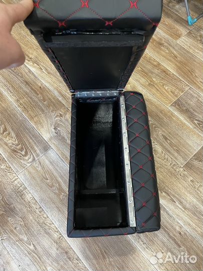 Шторы, полка, ящик мтз