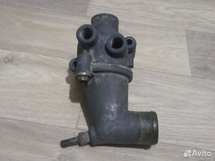 Корпус термостата в сборе