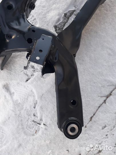 Nissan Murano Z51 4WD Подрамник задний