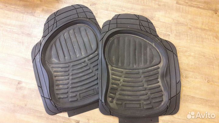 Коврики 2 шт.Toyota Harrier