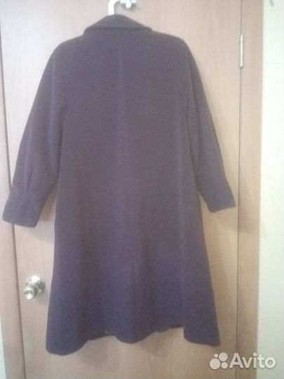 Пальто демисезонное легкое 46