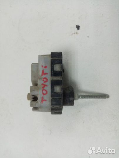 Моторчик корректора фары Toyota Corolla 10 (E140\