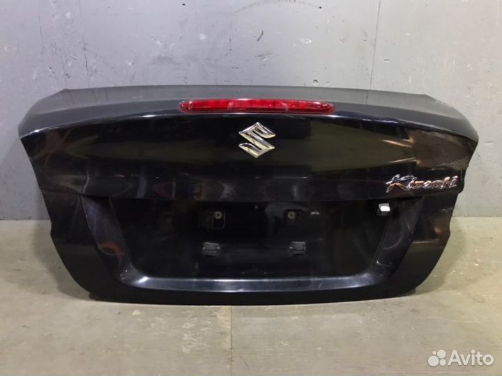 Крышка багажника Suzuki Kizashi RE