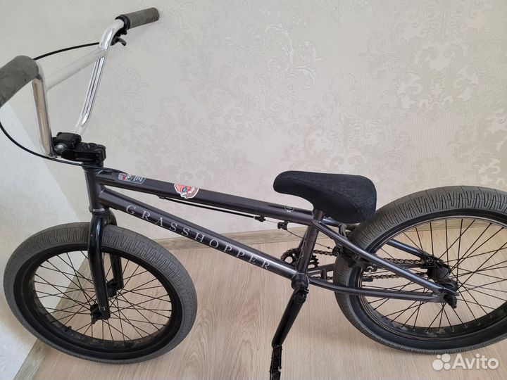 Трюковой велосипед BMX