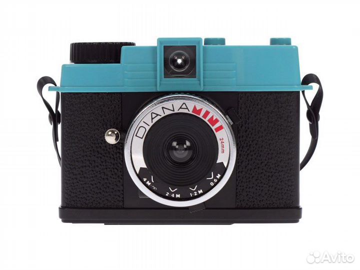 Пленочная камера mini Diana (ломограф)