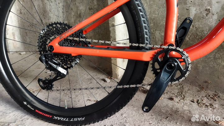 Велосипед кросс кантри Specialized Epic EVO Expert