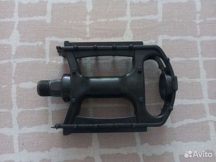 Педали для велосипеда