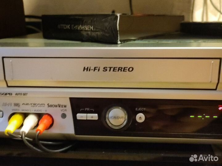 JVC HR-XV2 Hi-Fi stereo DVD/video CD/CD